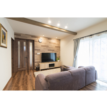 OREGON（オレゴン）の家　日本物産 【40坪台/3000万円台/間取りあり】25帖の広々LDKのある家。住み心地抜群なアメリカンハウスの建築実例画像2