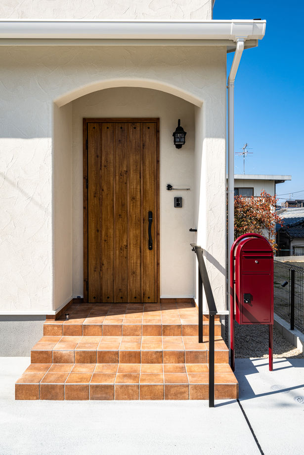 智建ホーム 【吹抜け/高気密高断熱/家事スペース】階段下ヌックのある大人かわいい家の建築実例画像10