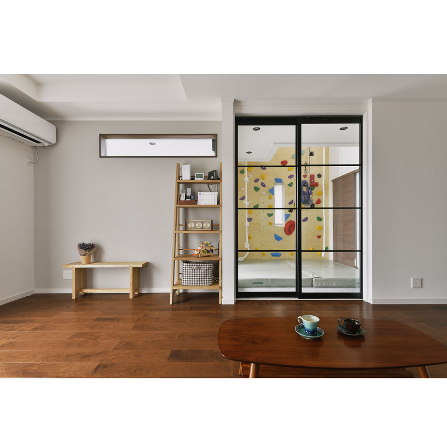 イオスホーム 【2000万円台/30坪台/ボルダリング/ロフト/間取り図】家事も遊び空間も綿密に設計した家を楽しむ注文住宅の建築実例画像2