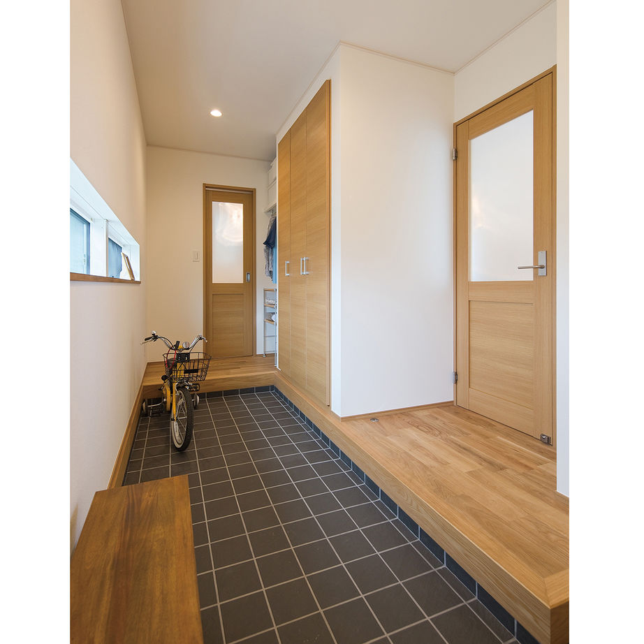 イオスホーム 【1000万円台/35坪/土地探し/間取り図】掃除のしやすさや収納にもこだわったコストも納得のナチュラルな家の建築実例画像5