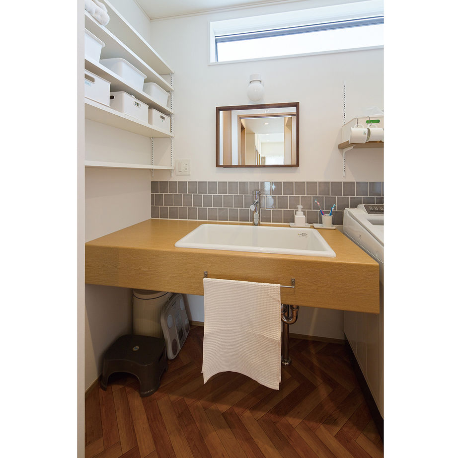 イオスホーム 【1000万円台/35坪/土地探し/間取り図】掃除のしやすさや収納にもこだわったコストも納得のナチュラルな家の建築実例画像8