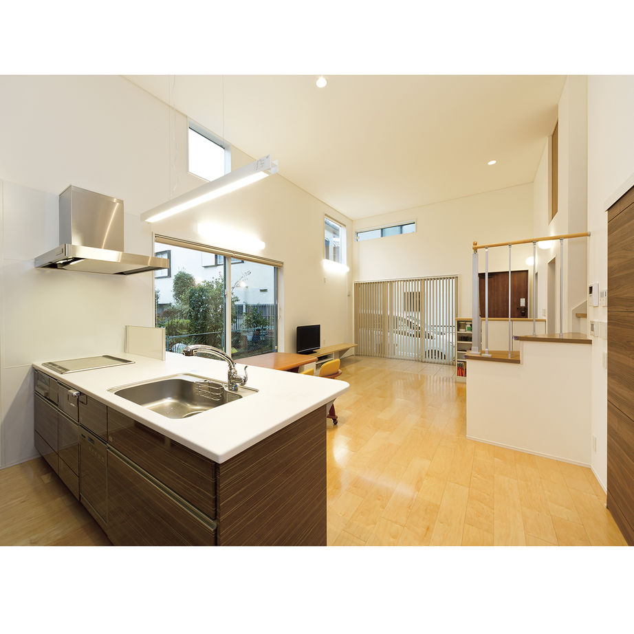 イオスホーム 【1000万円台/30坪台/天井高3.9m/間取り図】のびやかな大空間リビングと家族が自然に会話できる動線の家の建築実例画像3