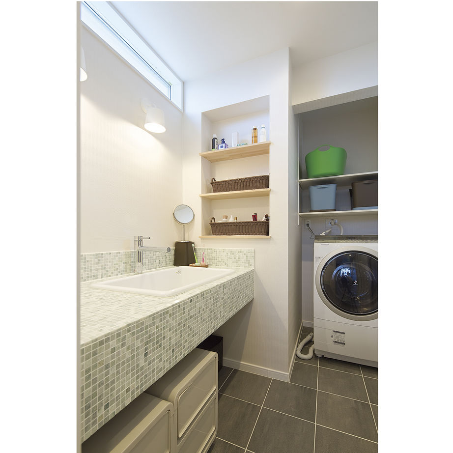 イオスホーム 【1000万円台/20坪台/狭小/間取り図】バルコニーと繋ぐ暮らしの設計。開放的で明るい2階リビングを楽しむ家の建築実例画像7