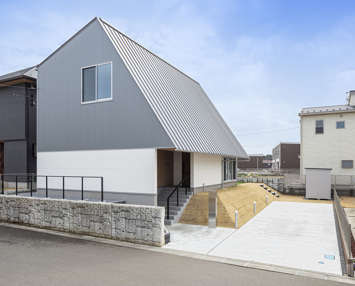 イオスホーム 【2000万円台/30坪台/吹き抜け/オーダーメイドキッチン】工夫と提案で予算内に！無駄のない動線の注文住宅の建築実例画像10