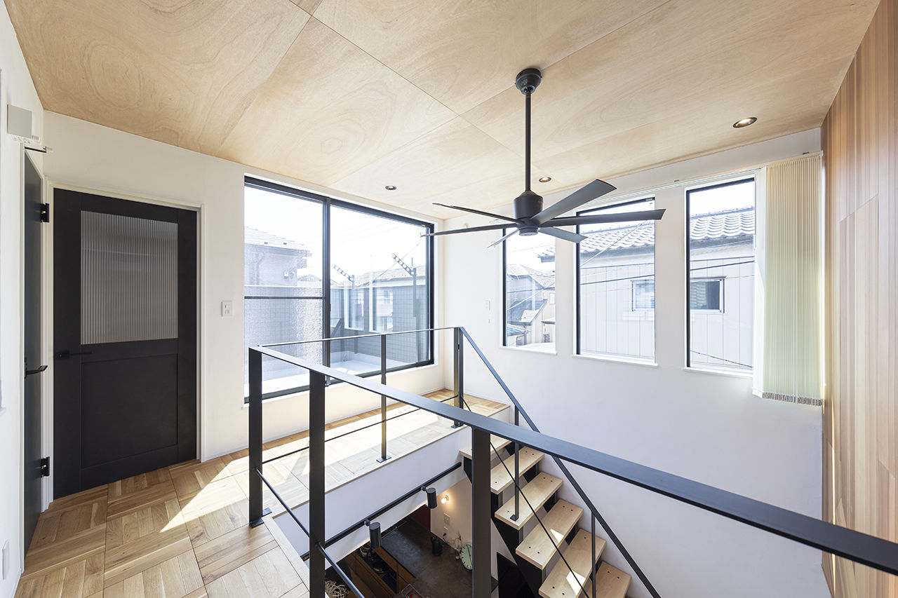 イオスホーム 【1000万円台/20坪台/狭小住宅/吹き抜け】素材も耐震性能も譲らない。雑貨もインテリアもさらに楽しめる家の建築実例画像6