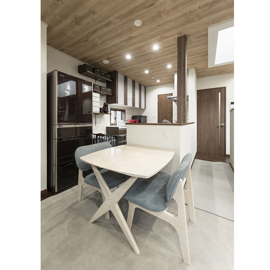 イオスホーム 【2000万円台/30坪台/サウナ/間取り図】効率いい家事動線で寛ぎ時間をプラス。予算と対応力重視の家づくりの建築実例画像4