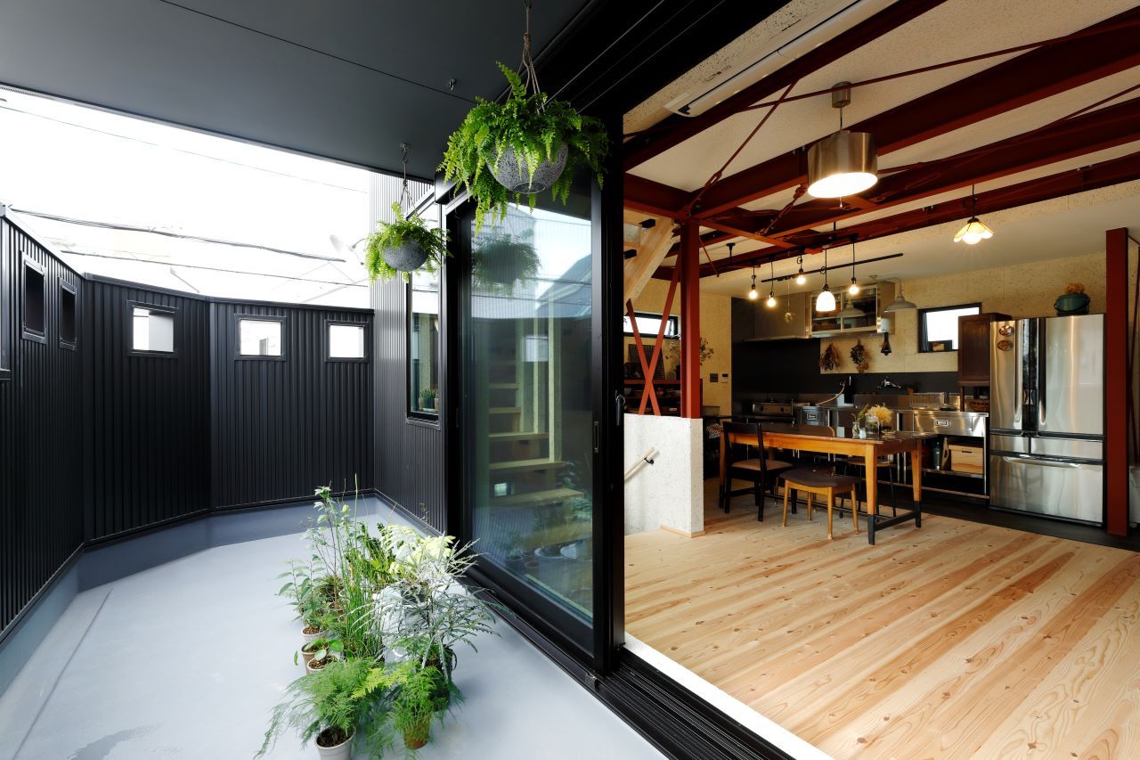 テクノ住研 【2000万円台/西宮/狭小/間取り図/21坪/3階建/はねだし】鉄骨と自然素材で和のアンティークが映える空間にの建築実例画像3