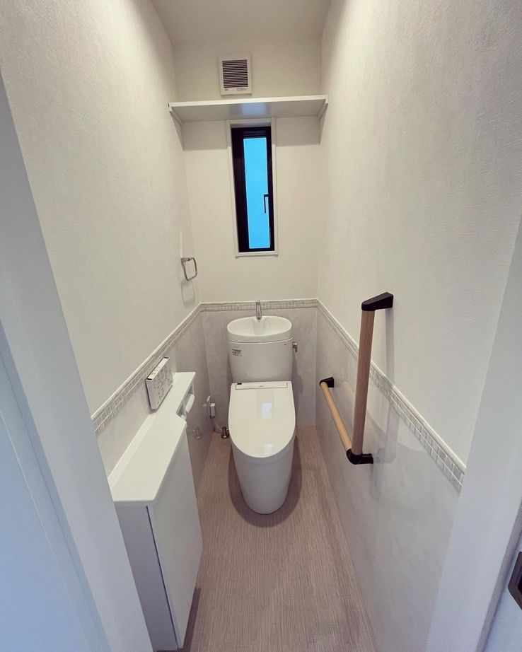 テクノ住研 【豊中市｜狭小｜間取り】敷地23坪で3台駐車OK！インナーガレージ＆オーバーハングで広々と暮らせる家の建築実例画像6