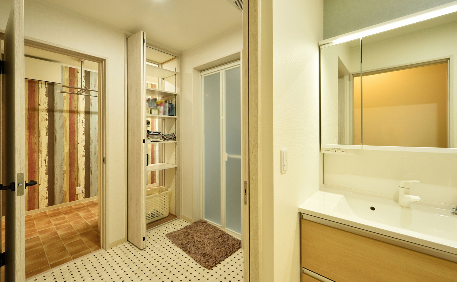 リーフハウス 【2000万円台×間取図有×平屋×サンルーム×和室】夫婦で協力しあえる家事動線を叶えた、カントリー風の家の建築実例画像9