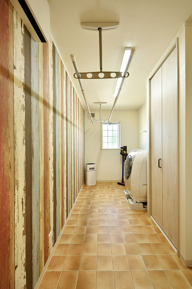 リーフハウス 【2000万円台×間取図有×平屋×サンルーム×和室】夫婦で協力しあえる家事動線を叶えた、カントリー風の家の建築実例画像11