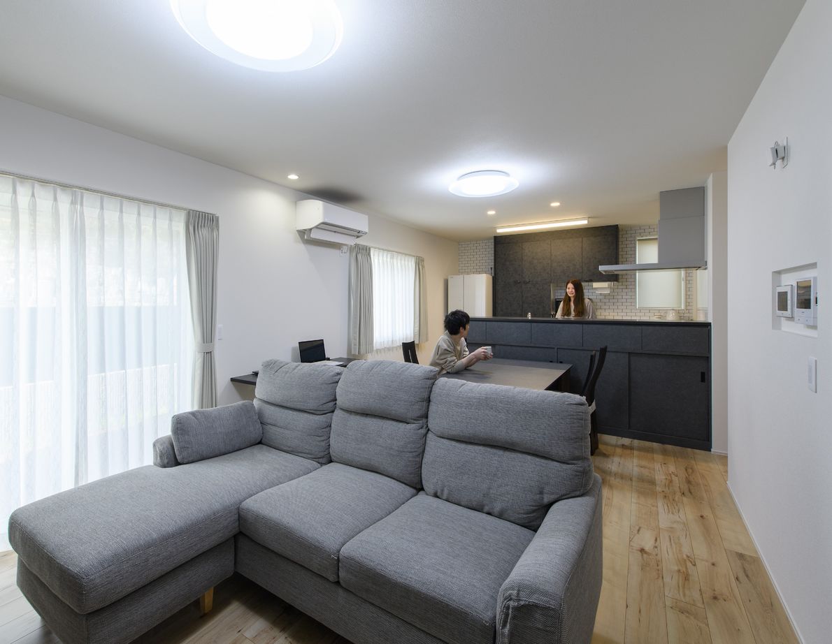 リーフハウス 【鯖江市/46坪/4LDK】IoT ＆ スマートな家で、かしこく環境に優しい暮らしをの建築実例画像2