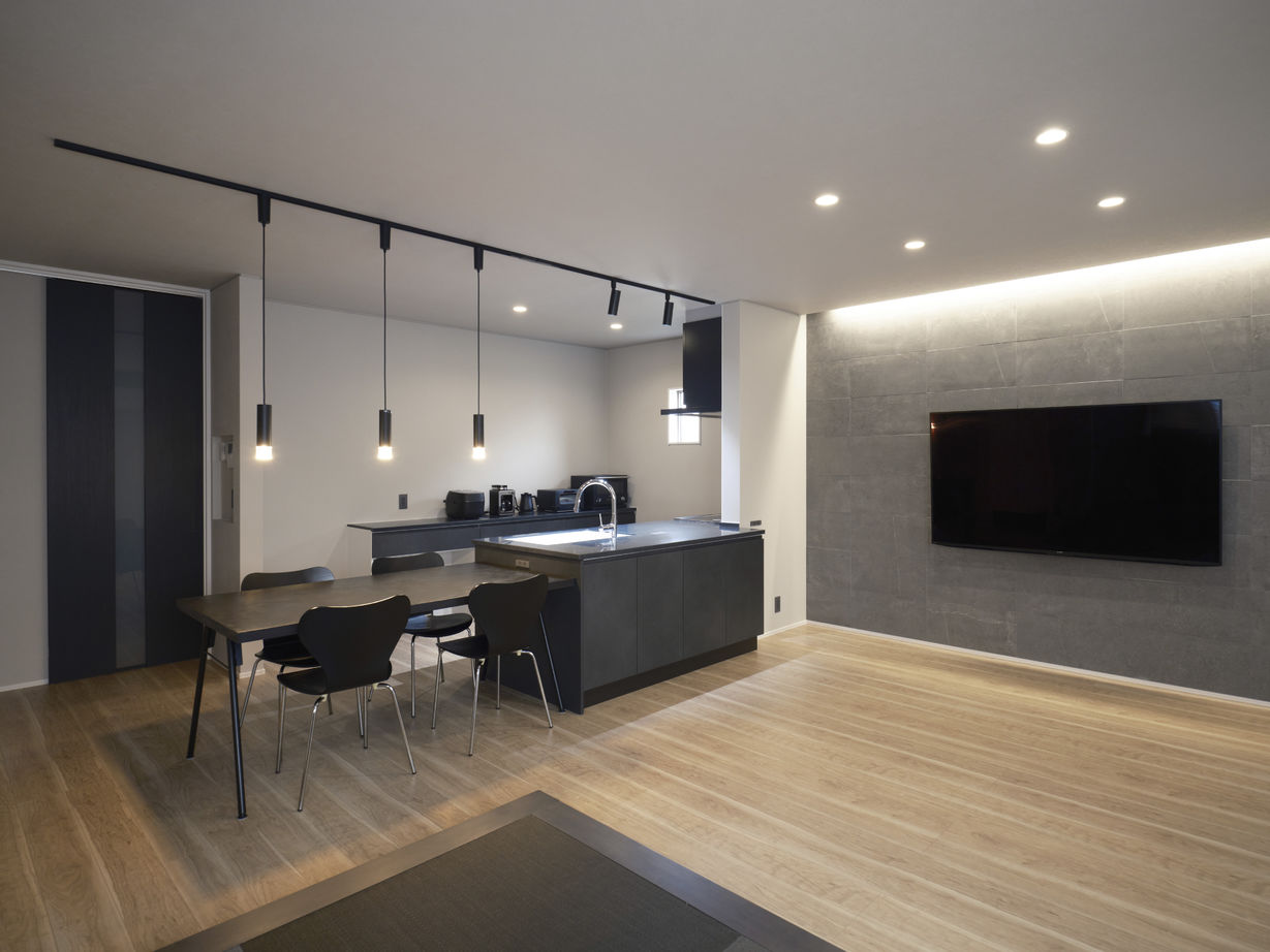 リーフハウス 【鯖江市/3LDK/34坪】モノトーンでスタイリッシュな家の建築実例画像1