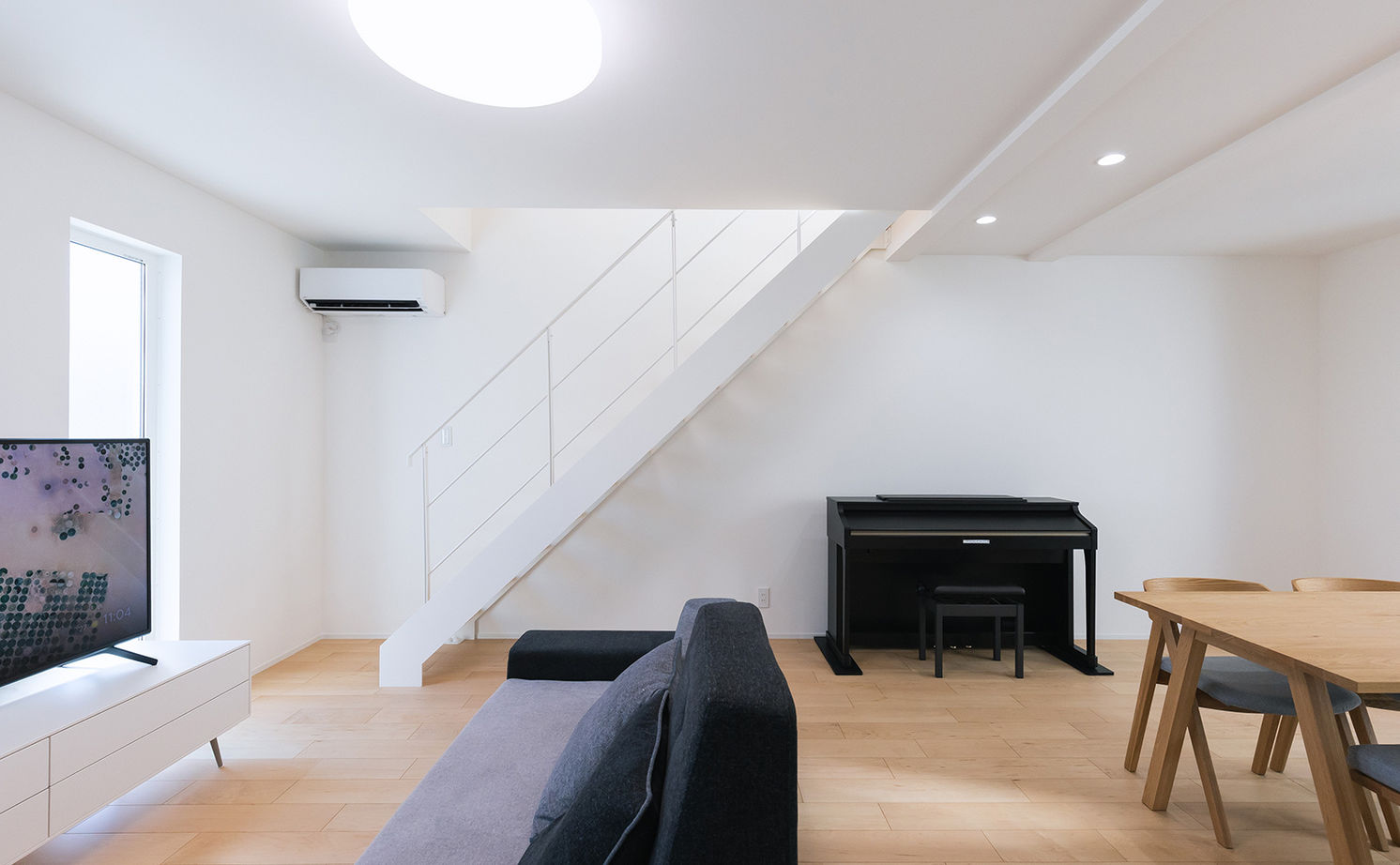 夢広 【2000万円台/26坪】限られた土地を最大限に活かす！建築家と建てた３階建ての家／間取り図ありの建築実例画像3