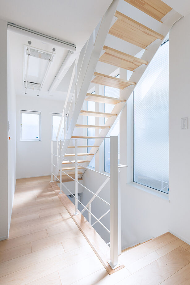 夢広 【2000万円台/26坪】限られた土地を最大限に活かす！建築家と建てた３階建ての家／間取り図ありの建築実例画像8