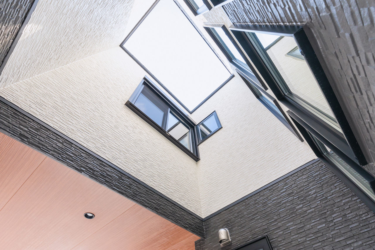 夢広 【2000万円台/ビルトインガレージ】建築家のアイデアで道路面は窓が少なく、室内は光いっぱいの都市型住宅の建築実例画像6