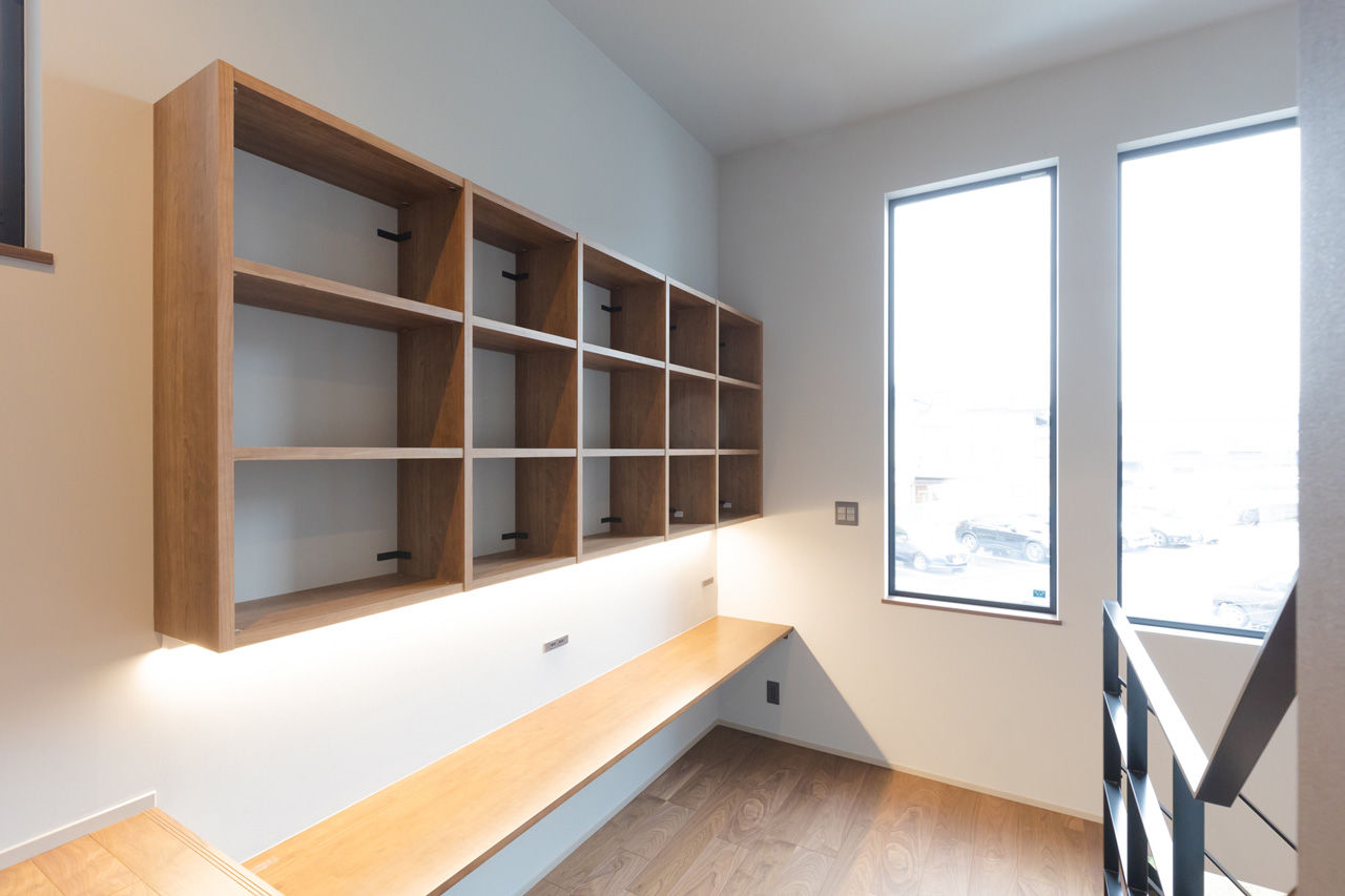 夢広 ６人家族を支える大きなランドリールームが魅力的。スキップフロアでつながる開放的な住まいの建築実例画像3