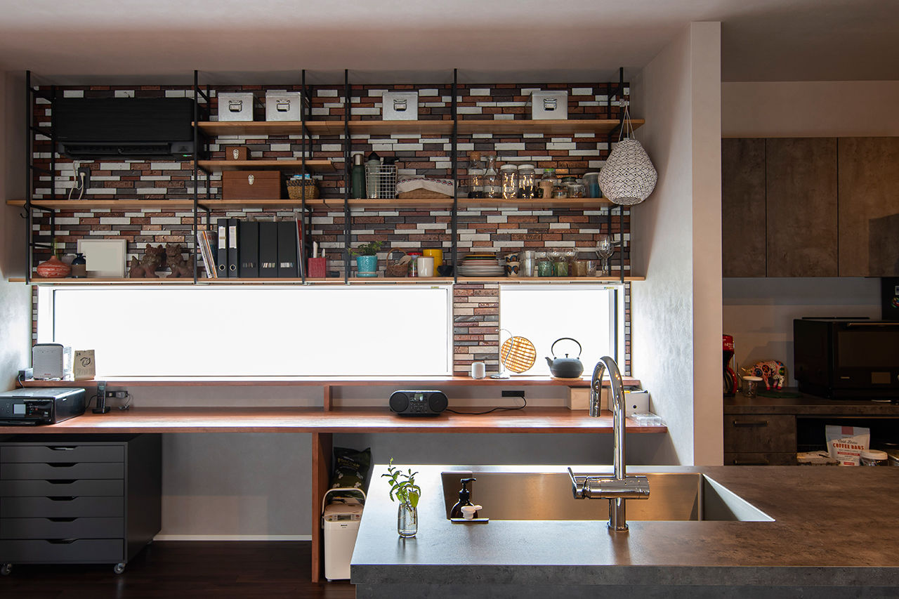 夢広 畑と薪ストーブと土間リビング。自然と共生するコテージのような家で、家庭菜園も楽しめるのどかな暮らしの建築実例画像3