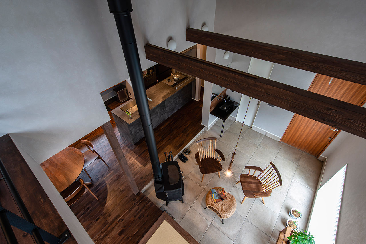 夢広 畑と薪ストーブと土間リビング。自然と共生するコテージのような家で、家庭菜園も楽しめるのどかな暮らしの建築実例画像4