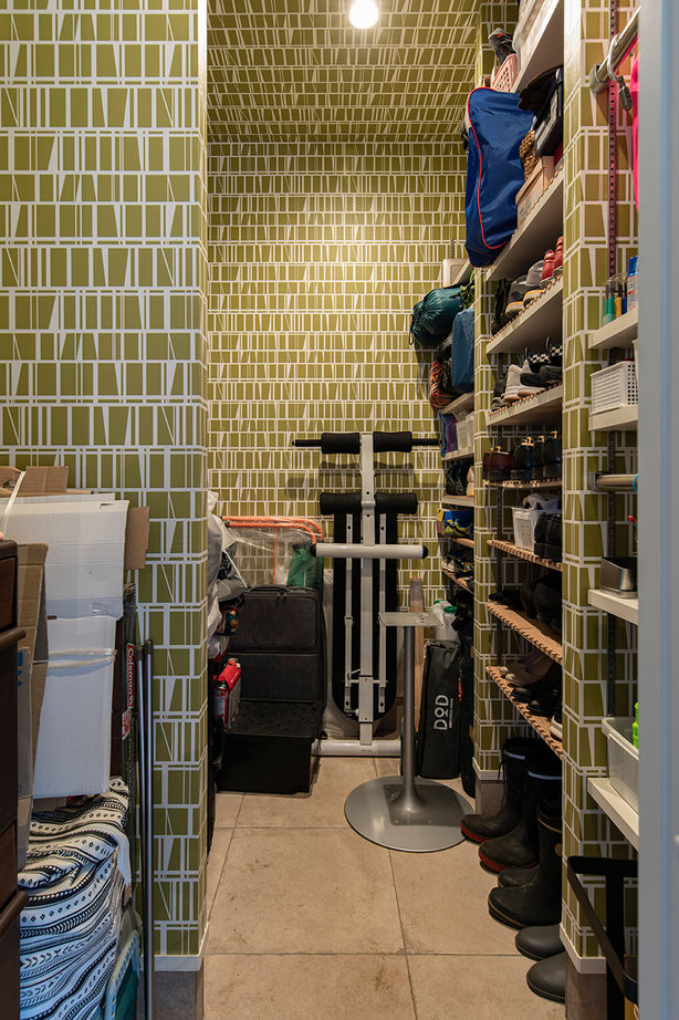 夢広 畑と薪ストーブと土間リビング。自然と共生するコテージのような家で、家庭菜園も楽しめるのどかな暮らしの建築実例画像6