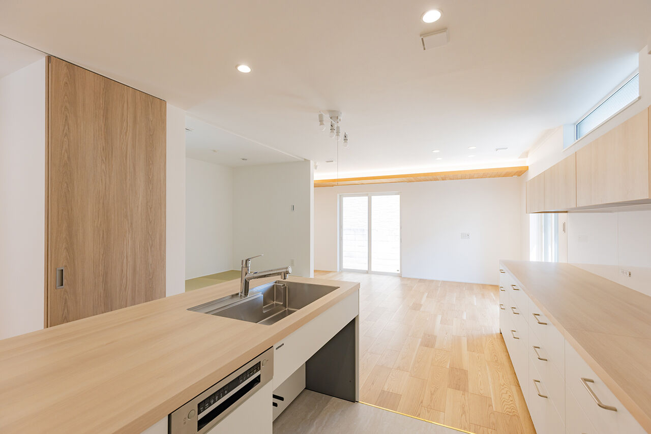 夢広 ホッと安心できる畳コーナーがお気に入り。育児スペース、将来の活用法も色々。内装は流行も取り入れ可愛くの建築実例画像6