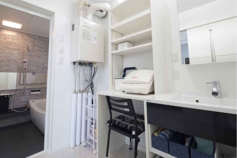 専門職組合 <2LDK+S間取図/収納充実/吹抜/ロフト>天井高3.6mの開放感溢れる、ペット暮らす「平屋スタイル」の家の建築実例画像7