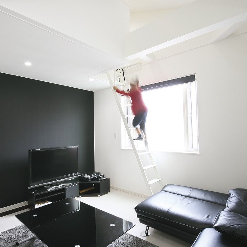 専門職組合 ＼ZEH/バー風カウンター/太陽光パネル／「光熱費ゼロの家を目指して」ZEH仕様でスマートな暮らしの建築実例画像2