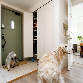 専門職組合 〈札幌市/3LDK間取図/ダブル断熱/収納充実〉ドッグランも併設、回遊動線もばっちり！ペットと暮らす家の建築実例画像8