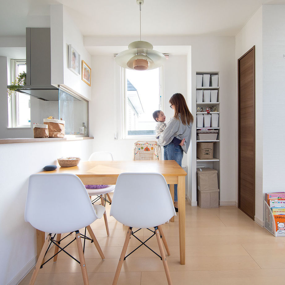 専門職組合 <札幌市/3LDK＋店舗/4人家族/3階建/収納充実>仕事とプライベートと切り替えられる理想の暮らしができる家の建築実例画像8