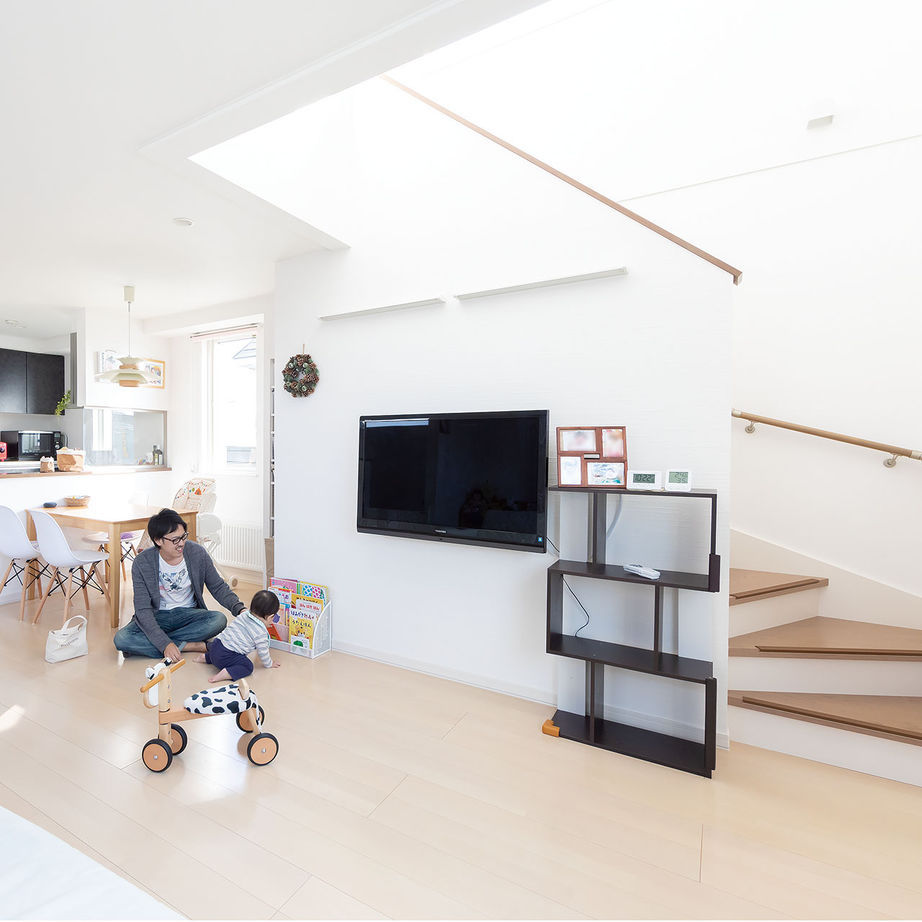 専門職組合 <札幌市/3LDK＋店舗/4人家族/3階建/収納充実>仕事とプライベートと切り替えられる理想の暮らしができる家の建築実例画像10