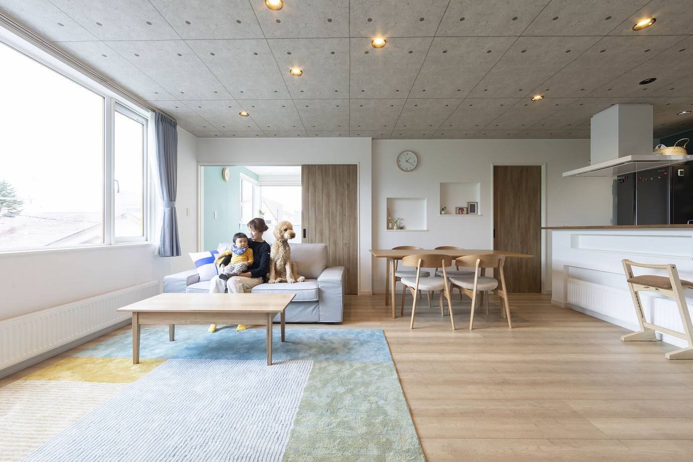 専門職組合 < 2LDK+3LDK間取図/北欧風/収納充実>ナチュラルで明るく、家族みんながのびのび暮らせる2世帯住宅の家の建築実例画像3