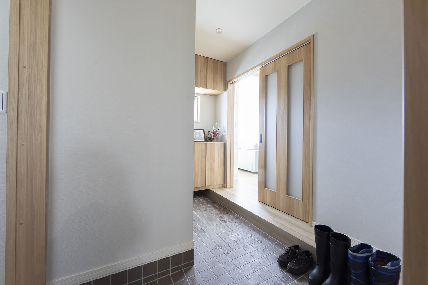 専門職組合 < 3LDK間取図/収納充実/30坪/吹抜>高台からの風景を取り込み、居心地の良さを追求した家 の建築実例画像8