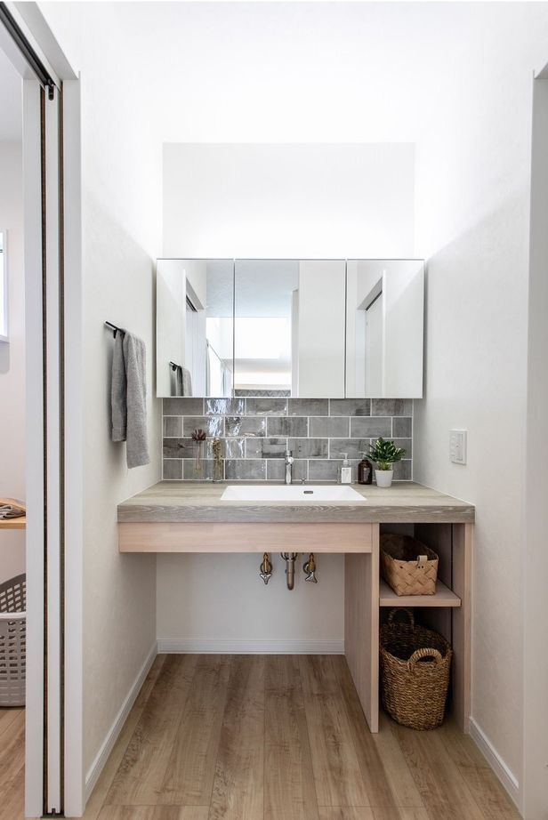 マルニホーム 【31.3坪/2,300～2,399万円】キッチンを中心に家族が集うコの字型平屋建ての建築実例画像6