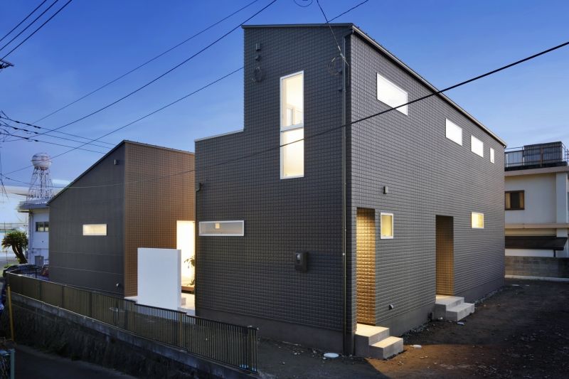 nattoku住宅 【事務所併用|吹き抜け|中庭】パティオから広がる非日常、美しく贅沢な邸宅の建築実例画像2