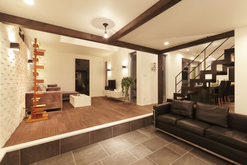 nattoku住宅 【事務所併用|吹き抜け|中庭】パティオから広がる非日常、美しく贅沢な邸宅の建築実例画像5