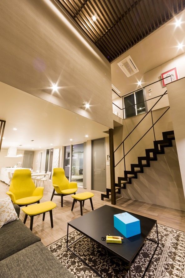 nattoku住宅 【ビルトインガレージ|事務所併用】ホテルライクな憧れの暮らし。ラグジュアリーな空間で日々の疲れを癒すの建築実例画像2