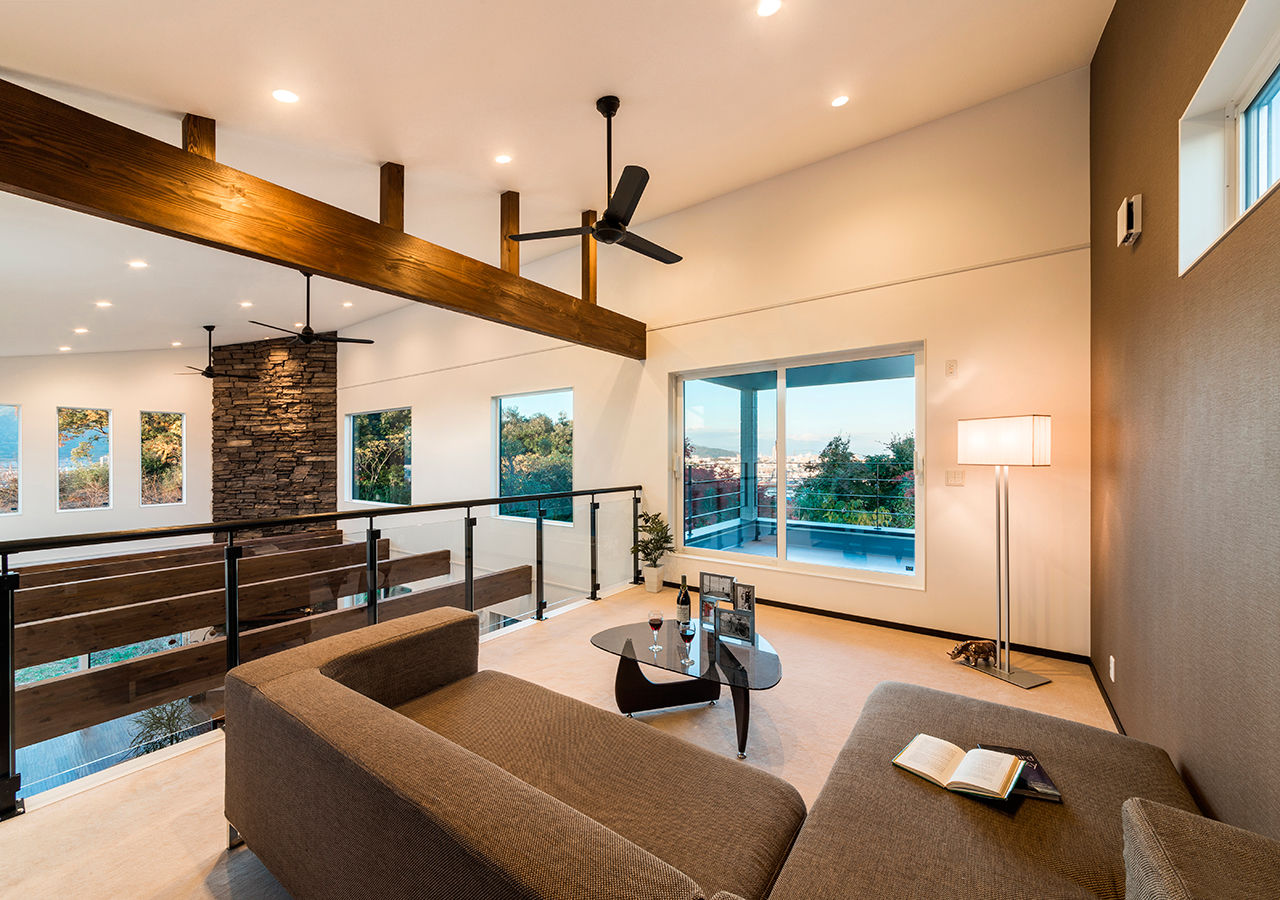 nattoku住宅 【平屋|ビルトインガレージ】大きな窓から富士山を望むダイナミックな空間。室内でも豊かな自然を感じる家の建築実例画像4