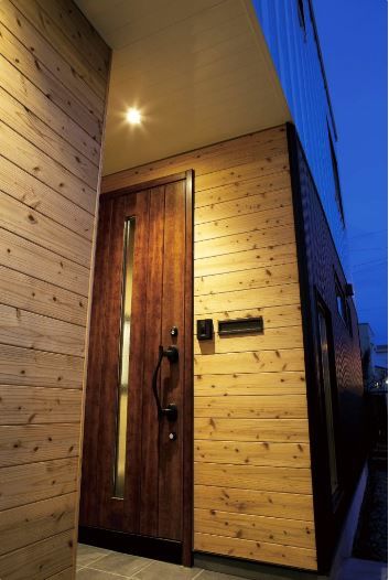 ＩＤ アーキテクチャル アトリエ 【4LDK間取図有/吹抜/ウッドデッキ/カウンター】より開放的に見せる、こだわりのコの字型デザインの建築実例画像7