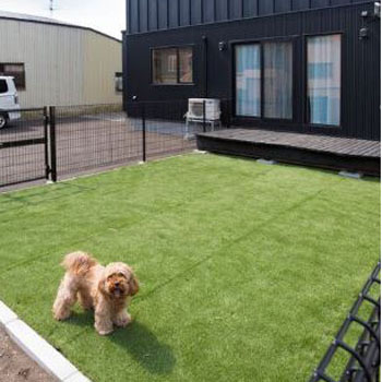 ＩＤ アーキテクチャル アトリエ 【4LDK間取図/ドッグラン/小上がり/太陽光パネル/造作ダイニング】デザイン・性能・コスト…妥協ない仕上りの建築実例画像