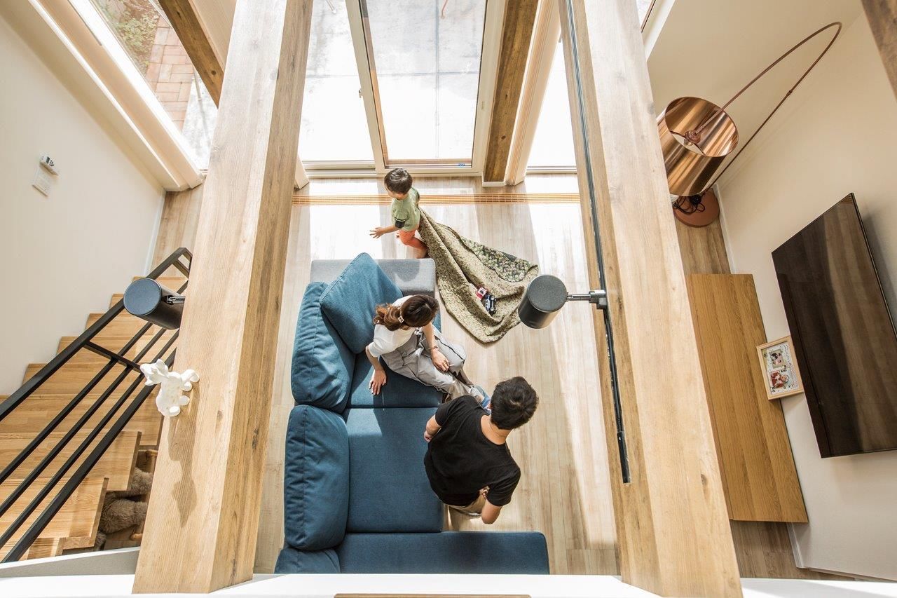 ＩＤ アーキテクチャル アトリエ 【4LDK間取図/吹抜/ガレージ/カウンター】真っ白なガルバリウム外壁が印象的な遊び心あふれる提案に大満足の建築実例画像5