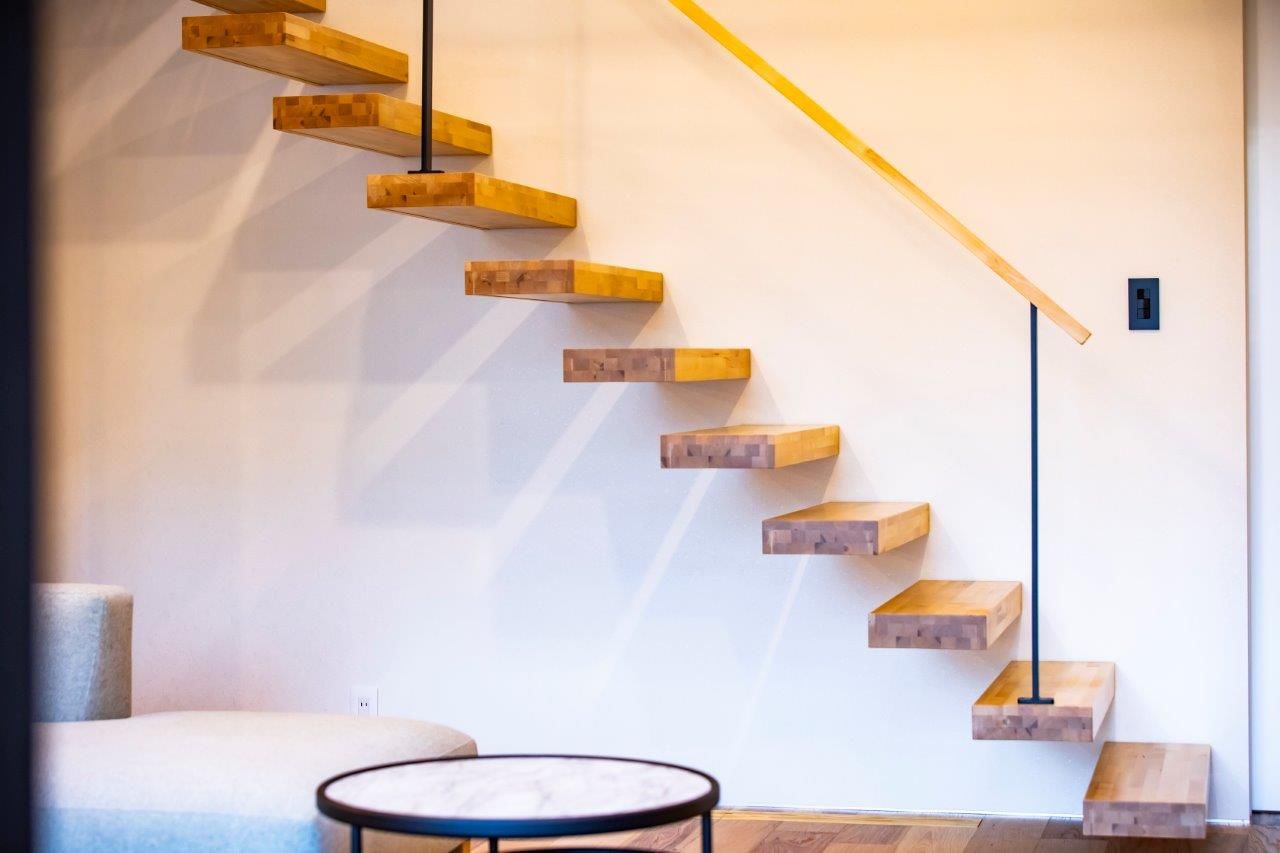 ＩＤ アーキテクチャル アトリエ 【札幌市】ぐるっと回れる回遊動線、中庭を囲むコの字型で自然光溢れる開放的なビルトインガレージハウスの建築実例画像16