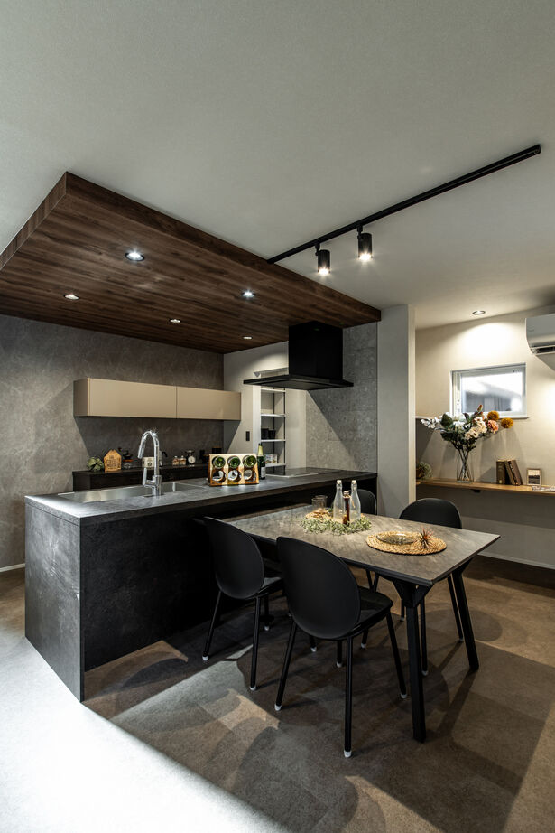 IIKENHOUSE（イイケンハウス） 《◇2,000万円台◇2階3LDK32坪》見どころたくさん！色彩がかっこいい実家の離れに新築住宅の建築実例画像2