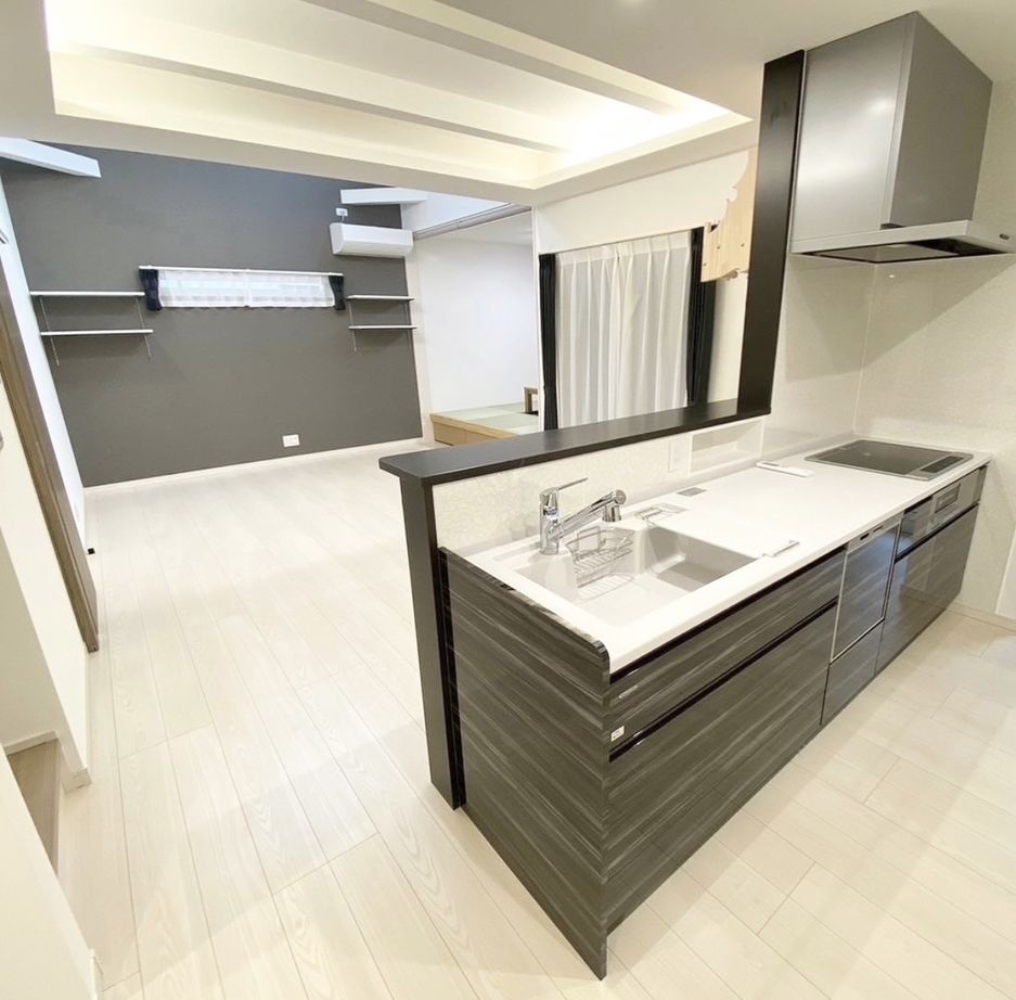 セイカホーム 【宇土市/2階建て/2000～2499万円/吹き抜け】家族時間がながいリビングスペースにこだわった住まいの建築実例画像2