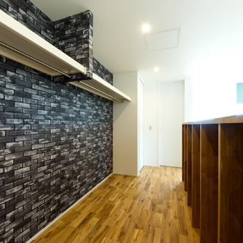 国松工務店 【建築家デザイン】角地を生かした独特な外観デザイン。かっこよさと機能性を追求した暮らしやすい家の建築実例画像6