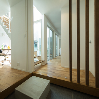 国松工務店 【愛知県/間取り図】南側に窓がなくとも中庭で明るいマイホーム!ビルトインガレージのある実例の建築実例画像8