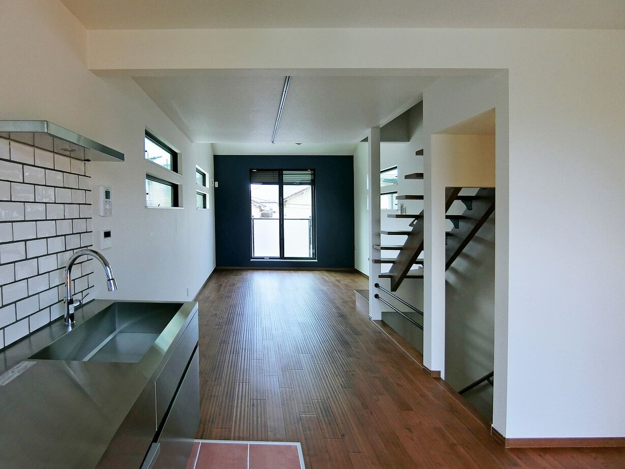 光電気 一級建築士事務所 【メゾネット賃貸併用住宅】設計のアイデアで限られた敷地内で賃貸戸数を最大化。自宅もアパートも快適にの建築実例画像3