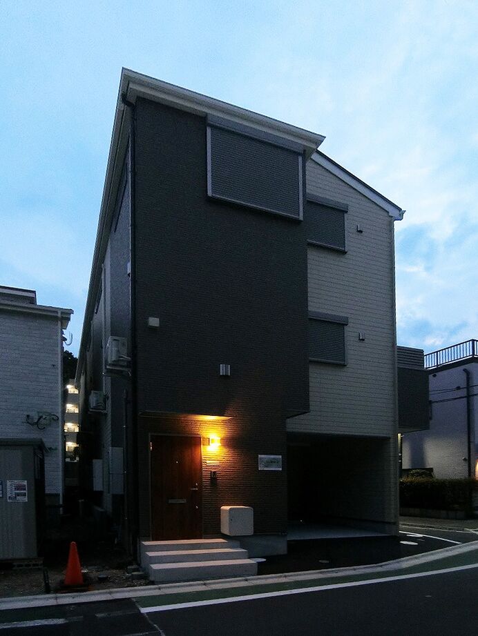 光電気 一級建築士事務所 【メゾネット賃貸併用住宅】設計のアイデアで限られた敷地内で賃貸戸数を最大化。自宅もアパートも快適にの建築実例画像10