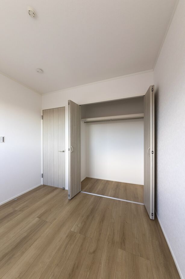 SUNSHOW 夢ハウス 岐阜・美濃加茂スタジオ 【1000万円台/20坪台/家事ラク動線】子育て世帯には嬉しい、リビングの畳コーナーでゆったりとくつろげる家の建築実例画像5