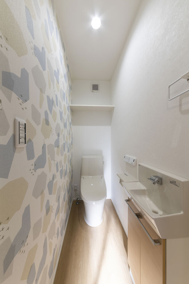 SUNSHOW 夢ハウス 岐阜・美濃加茂スタジオ 【1000万円台/20坪台/家事ラク動線】子育て世帯には嬉しい、リビングの畳コーナーでゆったりとくつろげる家の建築実例画像10