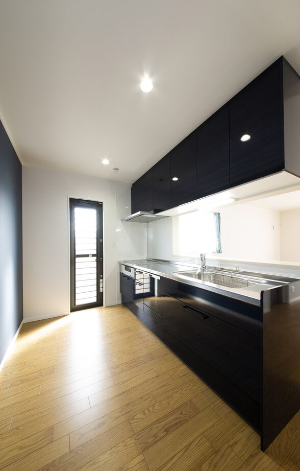 SUNSHOW 夢ハウス 岐阜・美濃加茂スタジオ 【1000万円台/40坪台/二世帯住宅】回遊動線を意識した家族4人が笑顔で暮らせる快適な二世帯住宅の建築実例画像3