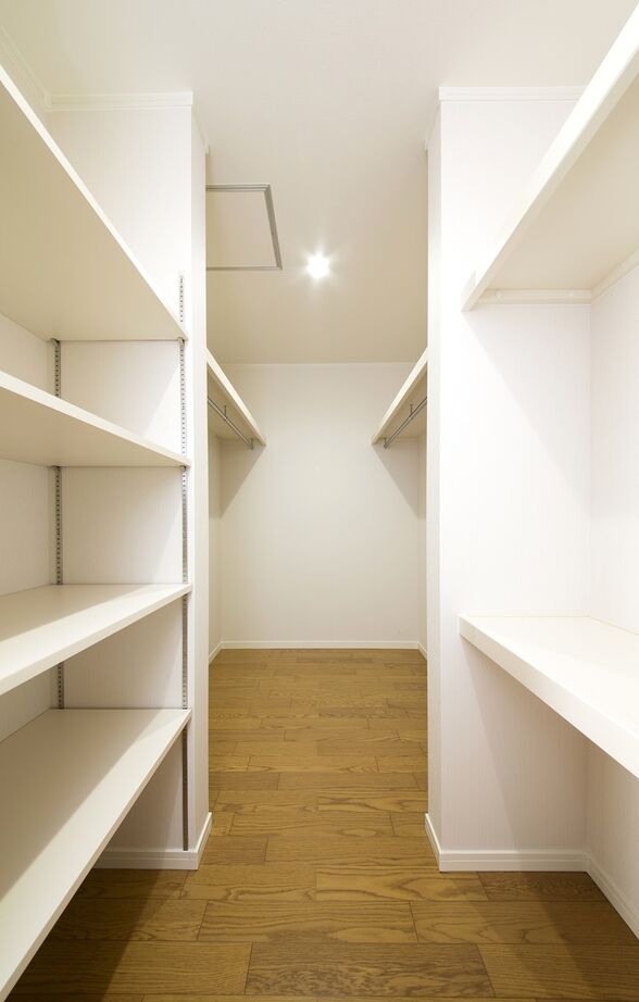 SUNSHOW 夢ハウス 岐阜・美濃加茂スタジオ 【1000万円台/40坪台/二世帯住宅】回遊動線を意識した家族4人が笑顔で暮らせる快適な二世帯住宅の建築実例画像7